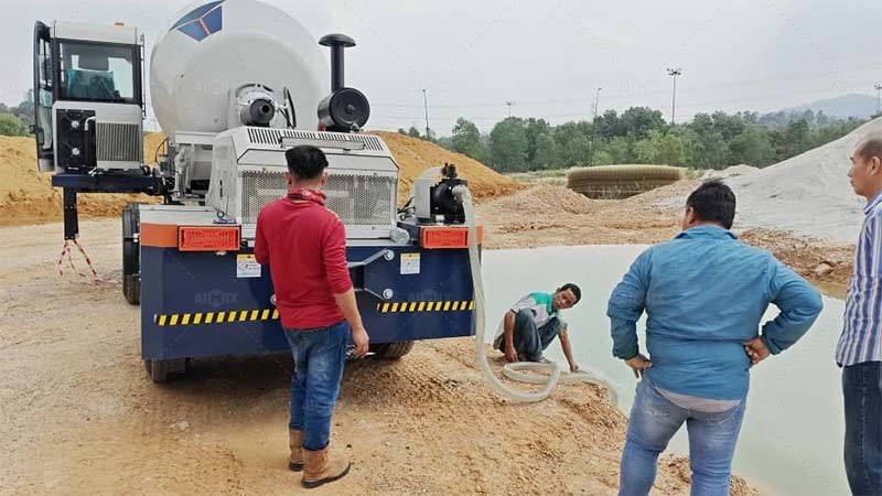 Self Loading Mixer for Sale